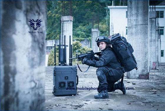 購入 防水UHF400 MHz 600W 600mのポータブルの妨害機装置 online manufacture